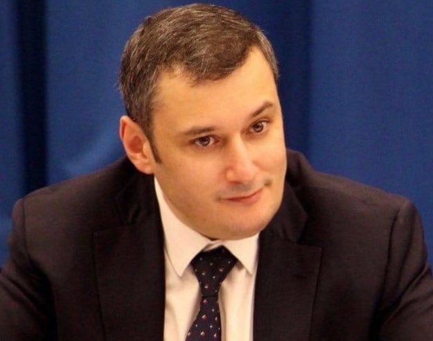 Губернатор Курской области попал в больницу после ДТП - Глава региона сообщил, что попал в аварию в результате сложной обстановки на дорогах.