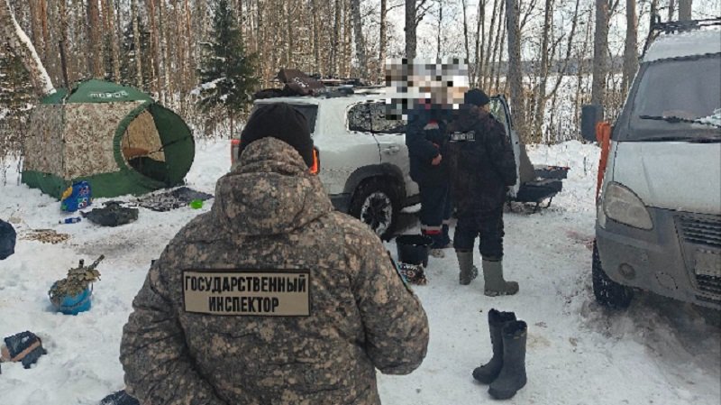 Незаконную рыбную ловлю пресекли в заказниках Ленобласти - Инспекторы пресекли незаконную рыбную ловлю в заказниках «Озеро Мелководное» и «Раковые озера» на ос