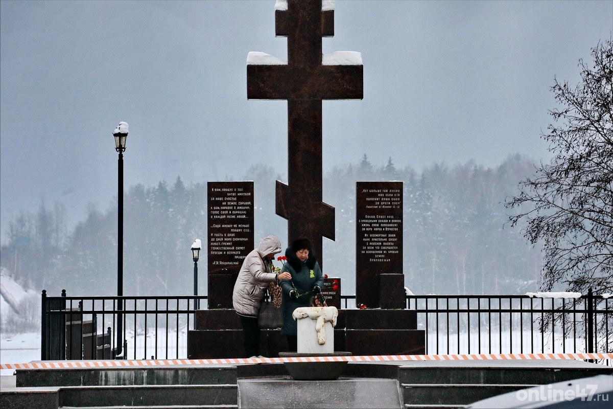 Память героев в 83-ю годовщину прорыва блокады Ленинграда почтили в Кировске – фото - В Кировском районе Ленинградской области 18 января прошли торжественно-траурные мероприятия, приуроч