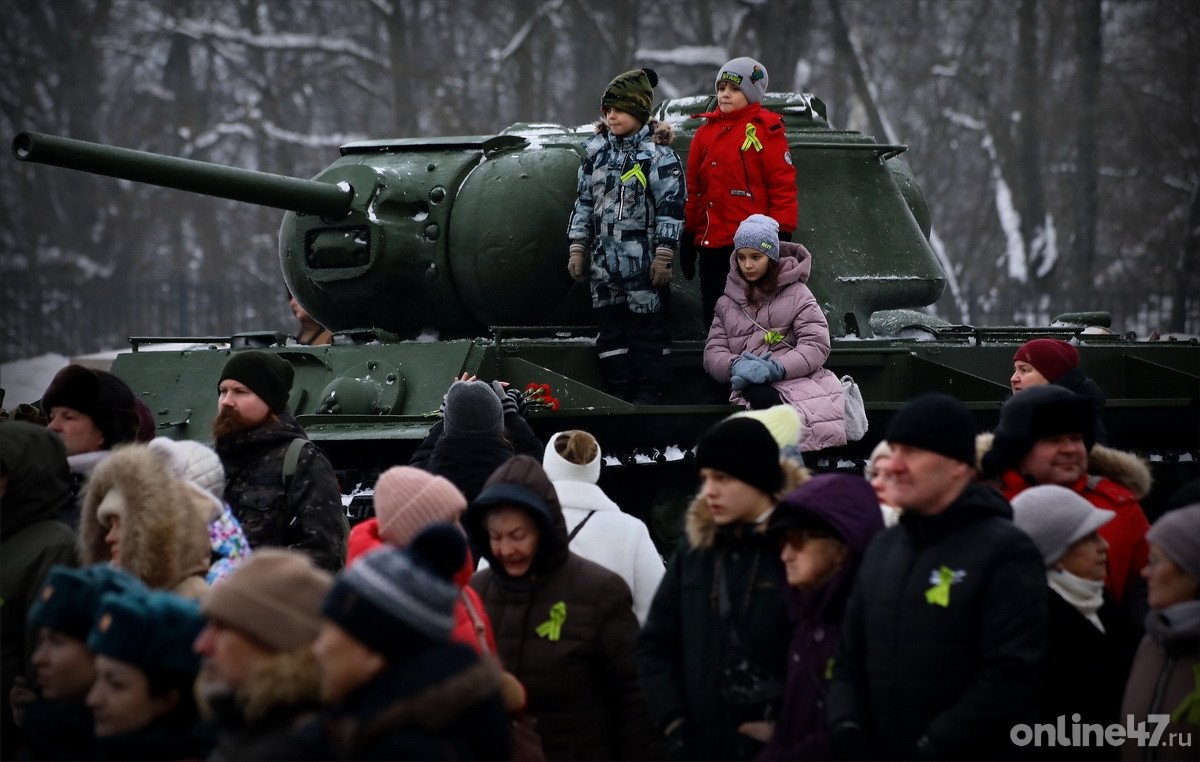Память героев в 83-ю годовщину прорыва блокады Ленинграда почтили в Кировске – фото - В Кировском районе Ленинградской области 18 января прошли торжественно-траурные мероприятия, приуроч
