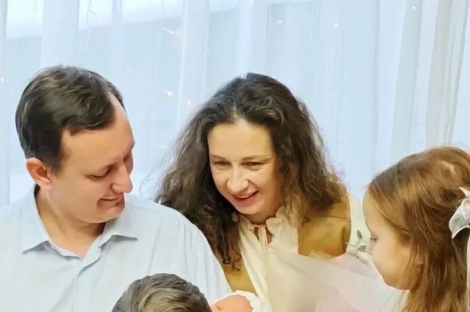 У семьи из Петербурга во второй раз родились двойняшки - В Санкт-Петербурге в одной семье во второй раз родились двойняшки – редкий случай для медицинской пр