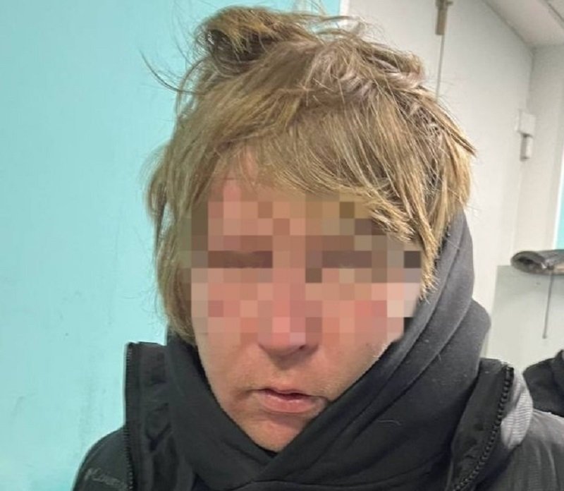 Житель Ленобласти угрожал ножом сотруднице ресторана в Петербурге - В ресторане быстрого питания у станции метро «Чернышевская» в Санкт-Петербурге нетрезвый посетитель 