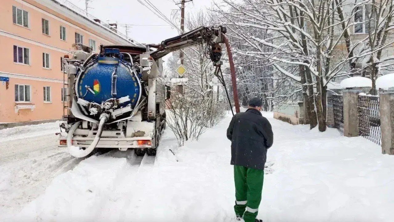 В Ленобласти подвели итоги работы коммунальных служб в морозы и снегопады - В Ленинградской области подвели итоги работы коммунальных служб в период сильных морозов и снегопадо