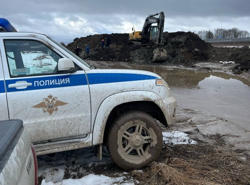 Эконадзор пресек работу незаконной свалки в Ломоносовском районе - Нарушение обнаружили после обращения на «Зеленую линию» Экомилиции.