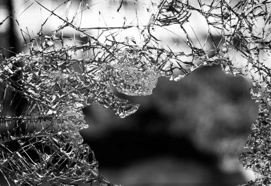 Три человека погибли в ДТП на дорогах Ленобласти за выходные - Еще 15 человек пострадали.
