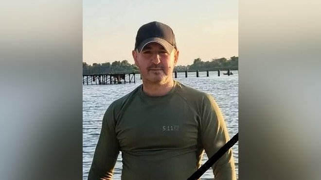 Многодетный отец из поселка Никольский Андрей Твердый погиб на СВО - Ему было 44 года. У бойца остались супруга и четверо детей.