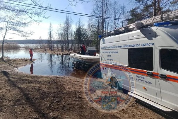 Тело мужчины достали из озера Глубокое - Мужчина утонул 22 марта.