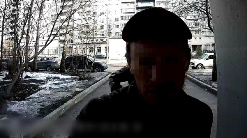 Камера с системой распознавания лиц помогла задержать злоумышленника в Петербурге - Мужчину, находившегося в федеральном розыске за хранение наркотиков, задержали сотрудники Росгвардии