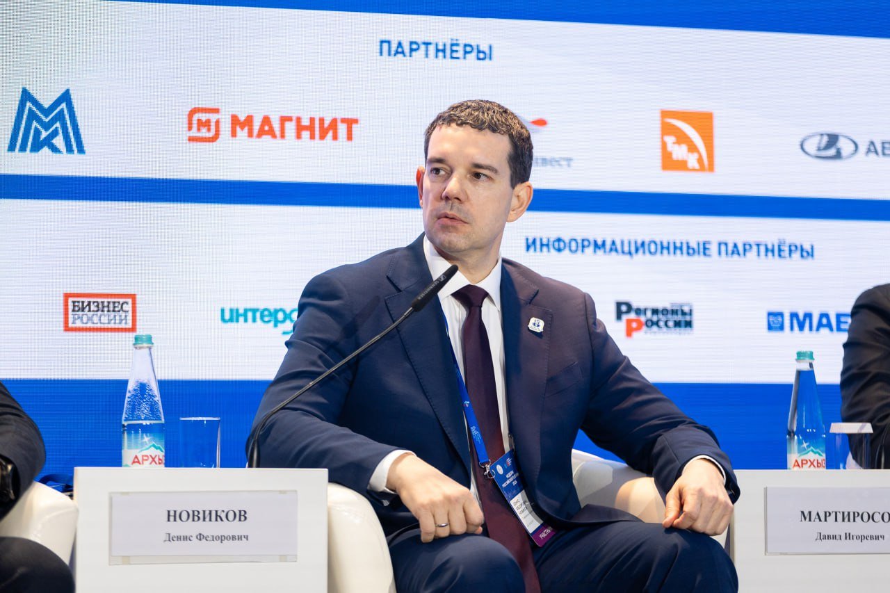 Главные агрохимики Ленобласти продолжат внедрять ИИ-технологии в работе промышленного комплекса в Волхове - Своими наработками в вопросах ИИ-технологий с участниками Форума поделилось руководство Волховского 