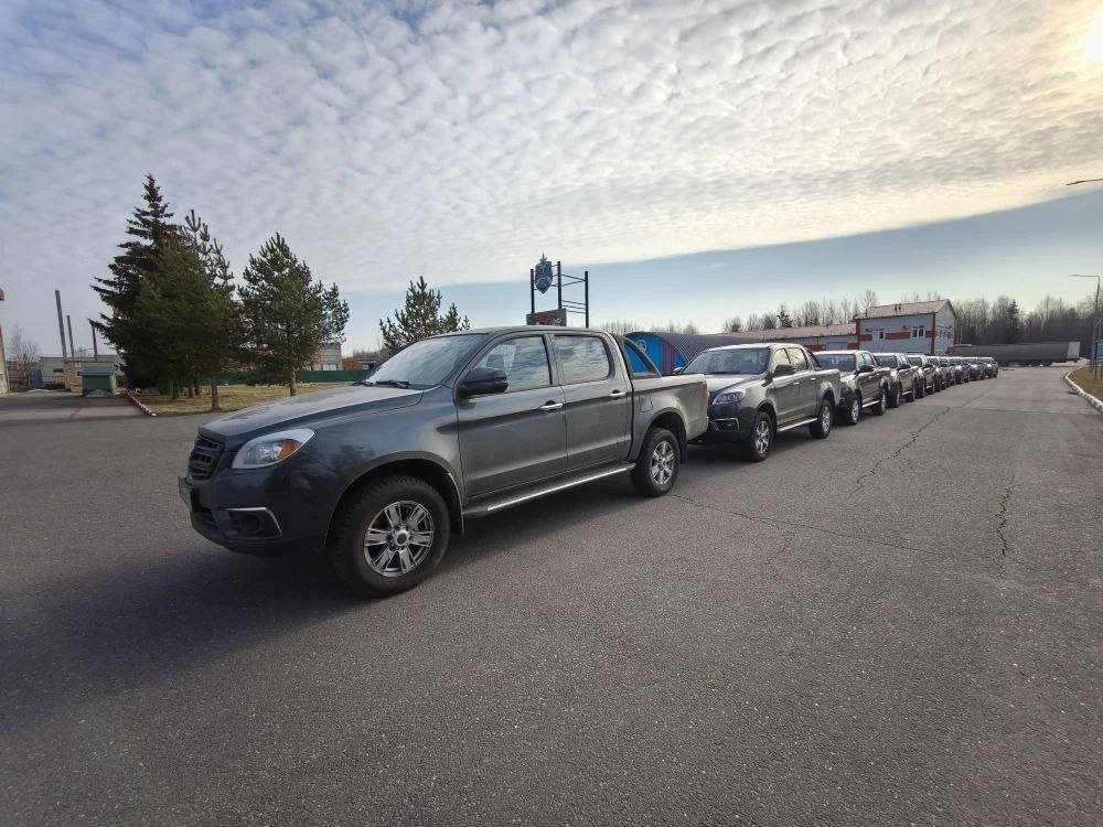 Мобильные огневые группы Ленобласти получили новый автотранспорт - В распоряжение 6-й гвардейской армии ВВС и ПВО переданы новые внедорожники.
