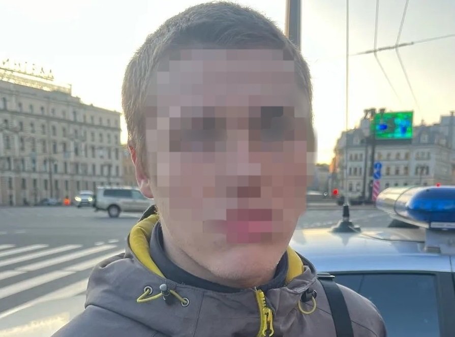 Петербуржец пытался разнять драку, а драчуны его избили и выстрелили ему в голову - Выстрелом в голову закончился конфликт с мужчиной возле сетевого бара на Владимирском проспекте в Са