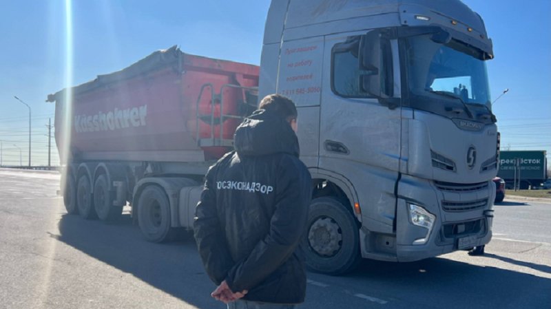 Два самосвала изъяли за нарушение правил транспортирования отходов во Всеволожском районе - Всеволожский район