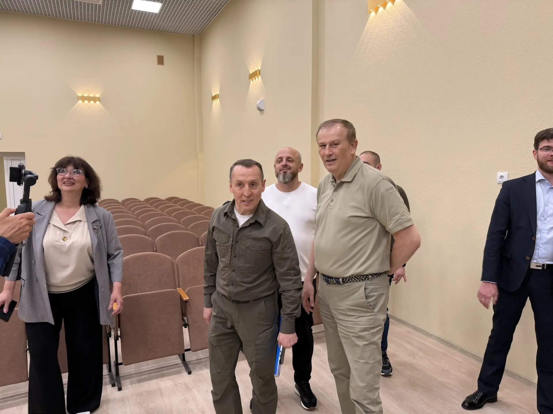 В Енакиево завершают ремонт лицея, пострадавшего от обстрелов ВСУ - Выполненные работы в образовательном учреждении оценил глава Ленобласти.