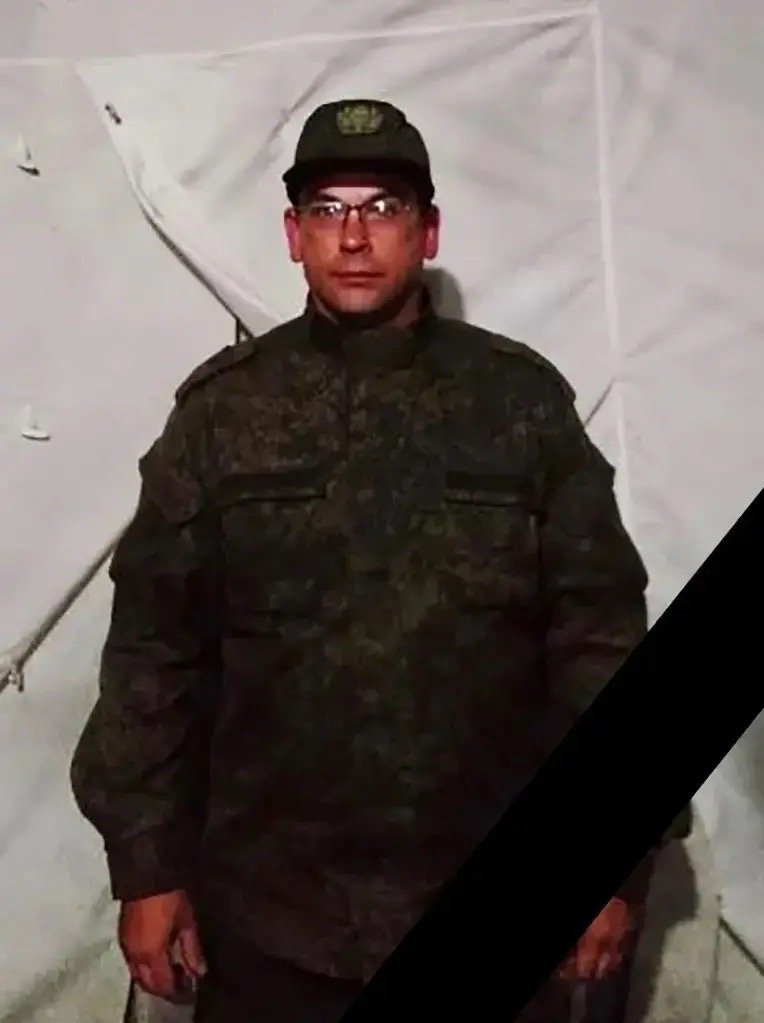 В зоне СВО погибли два бойца из Сланцевского района - Церемонии прощания с бойцами состоятся 15 мая, похоронят их на кладбище в поселке Сосновка