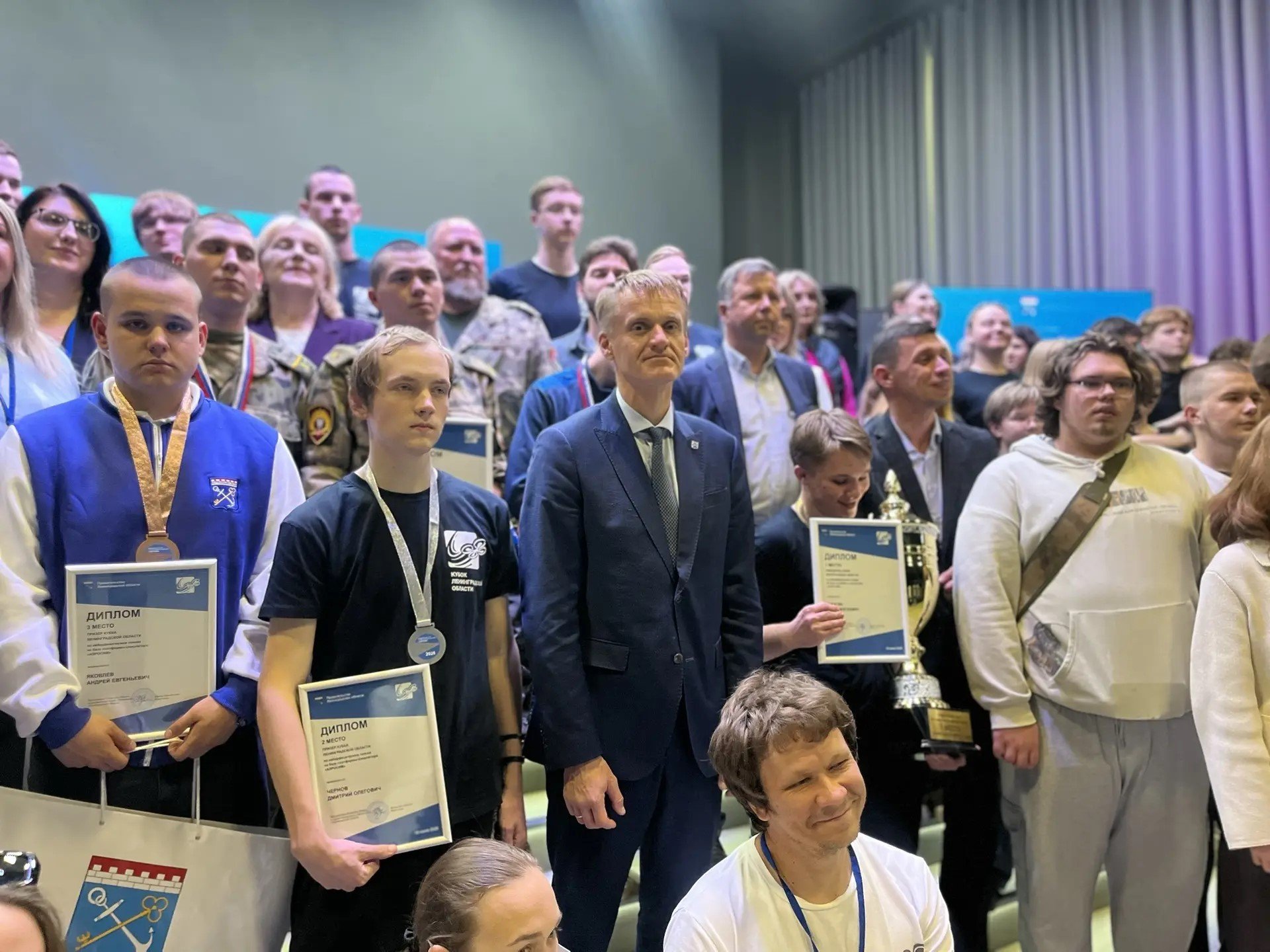 В Ленинградской области прошёл первый финал Кубка по киберфизическим гонкам - Участниками финала Кубка по киберфизическим гонкам стали студенты в возрасте от 17 лет. Им предстоял