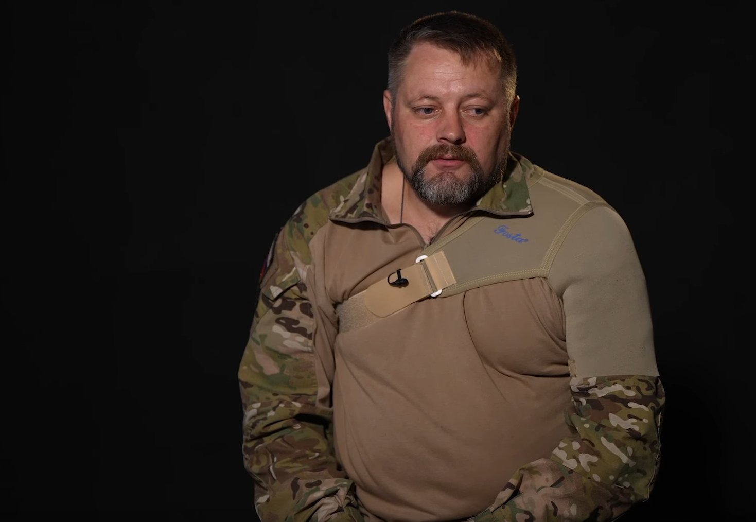 Участник трёх войн рассказывает о жизни, быте и творчестве в зоне СВО - В пятой серии «Дадим слово Героям!» о своей военной службе поведал Артём - участник нескольких военн