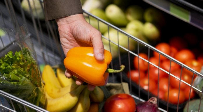 Минимальная продуктовая корзина в Ленобласти обойдется в 9 тыс. рублей