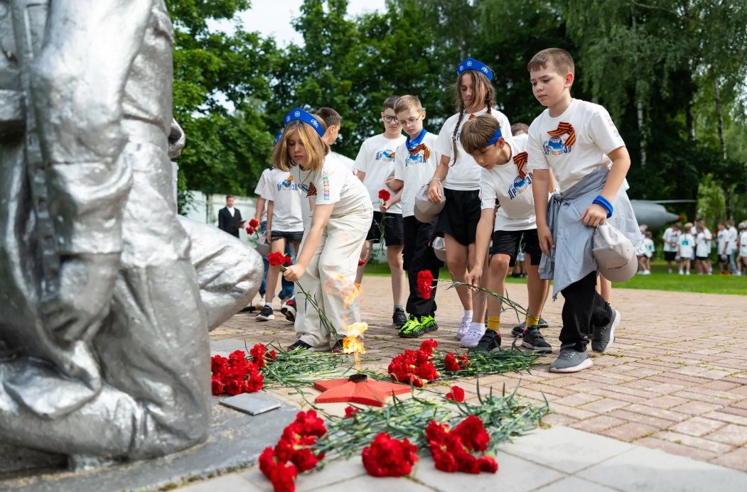 Волховские спортсмены приняли участие в итоговом фестивале ДРОЗДа в Подмосковье - В девятый раз межрегиональный состоялся физкультурно-образовательный фестиваль программы ДРОЗД («Дет