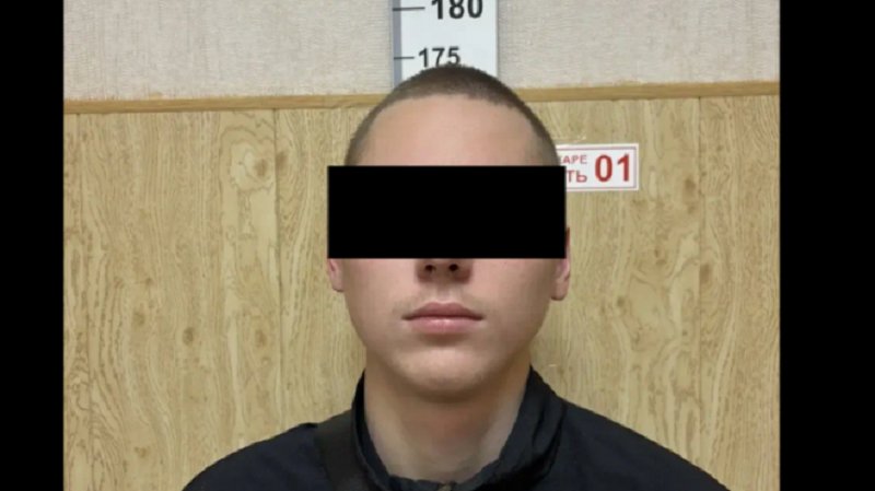 Молодой человек распылили газ в лицо оппоненту в Кировске - Жителя Кировска задержали за распыление газа в лицо молодому человеку во время конфликта. Ссора прои