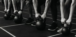 Названы четыре упражнения для поддержания формы после 40 лет