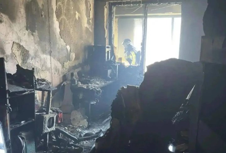 В Ленобласти за сутки ликвидировано 10 пожаров - Удалось спасти 18 человек.