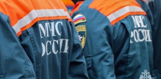 Обломки БПЛА нашли у школы в Киришах, повреждены несколько жилых домов — губернатор