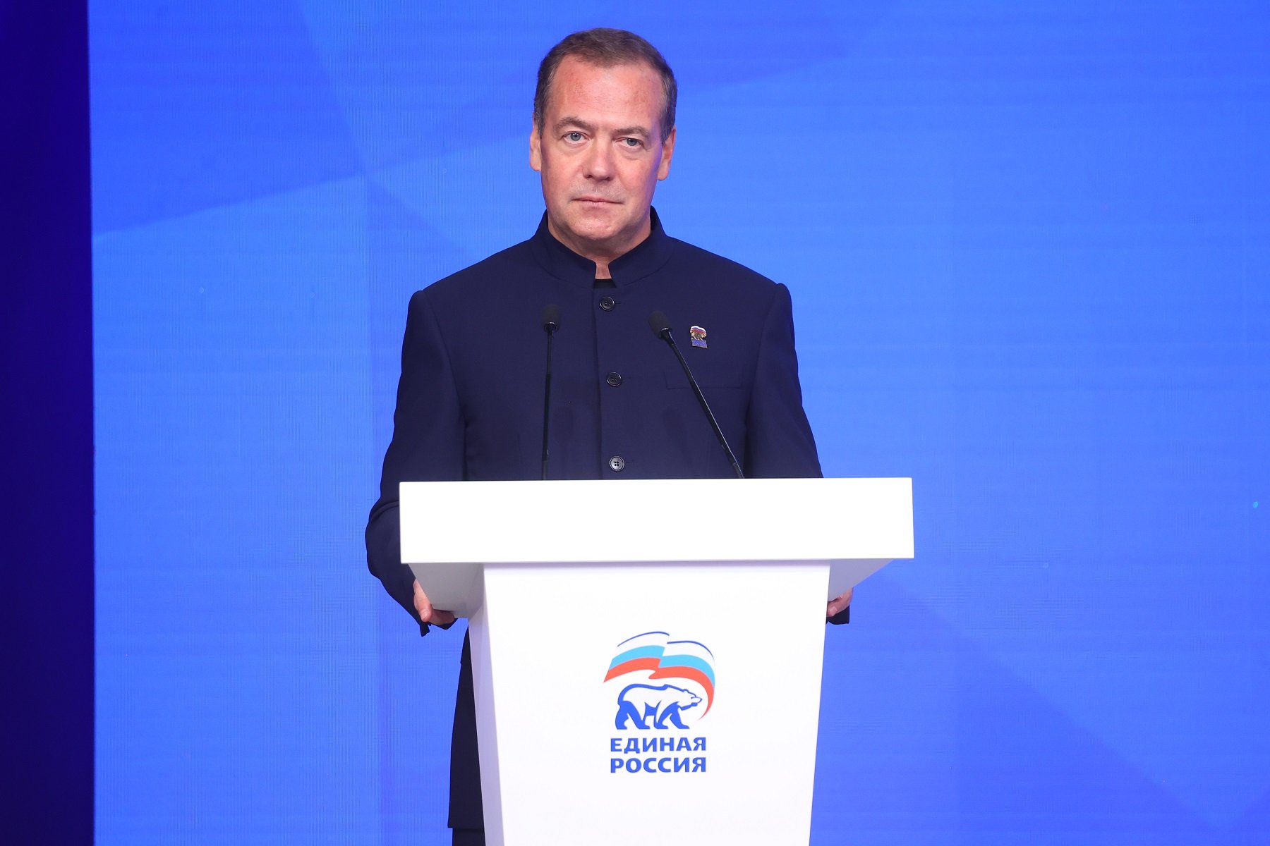 «Люди, граждане нашей страны, нас поддержали»: Дмитрий Медведев об историческом результате ЕР на выборах в Госдуму - «Единая Россия» получила исторический результат на выборах в Госдуму — 349 мандатов, на 25 больше, ч