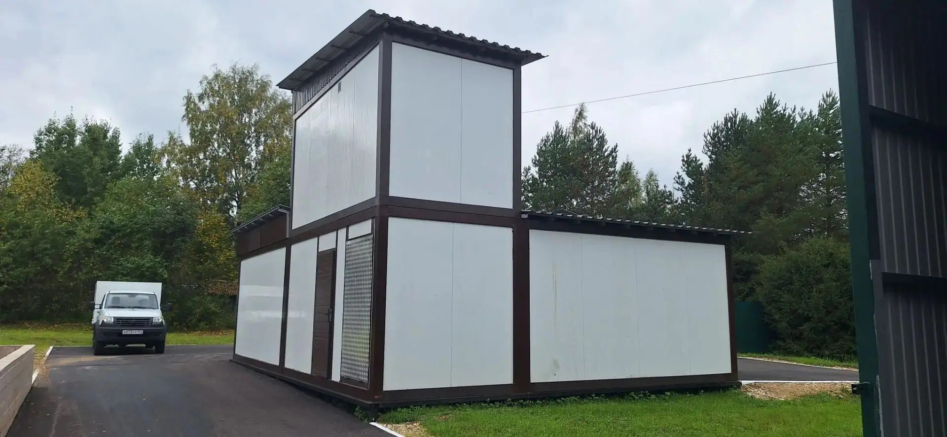 В Бокситогорске открылся новый ветеринарный центр - В Бокситогорске начал работу новый ветеринарный центр. Открытие было приурочено ко Дню ветеринарного