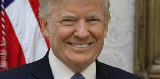 Трамп призвал Украину прекратить удары по топливной инфраструктуре России