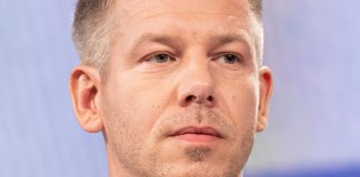 Прокуратура подозревает премьер-министра Венгрии Мадьяра в краже мобильного телефона