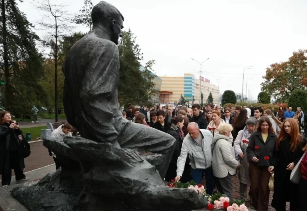 В Петербурге заложат капсулу времени в память о композиторе Шостаковиче - В Северной столице прошли памятные мероприятия к 120-летию со дня рождения артиста.