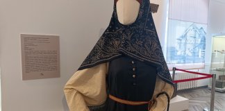 В Выборгском замке открылась уникальная выставка о старообрядцах
