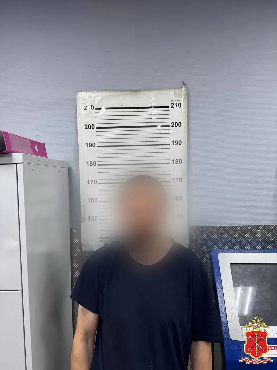 В Петербурге пассажир распылил огнетушитель в троллейбусе и разбил им стекло - Решается вопрос о возбуждении уголовного дела.