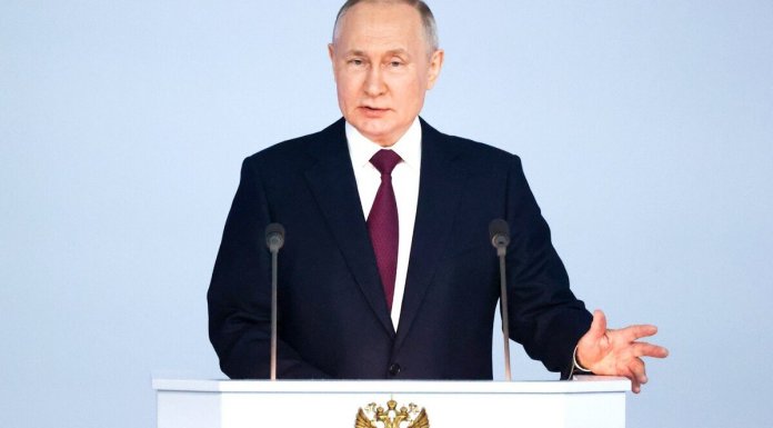 Путин поддержал кадровые перестановки в правительстве России: кто покинет свои посты, и кто придет на смену?