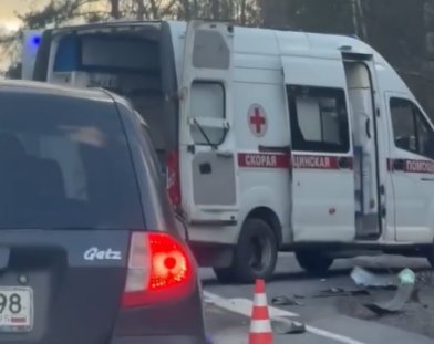 Пенсионерка получила тяжелые травмы в ДТП под Петербургом - Реанимировали пожилую женщину прямо на месте происшествия.