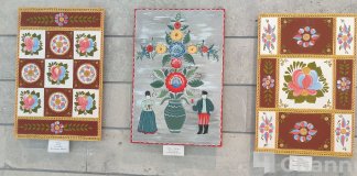 Фото: В Сосновом Бору открылась выставка традиционной росписи Русского Севера